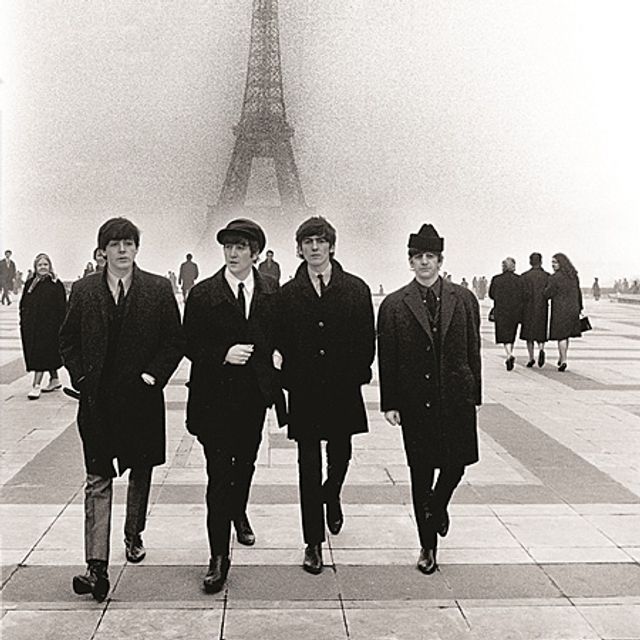 Jigsaw Puzzle - 300 Piece Beatles in Paris_KROWNjA12180