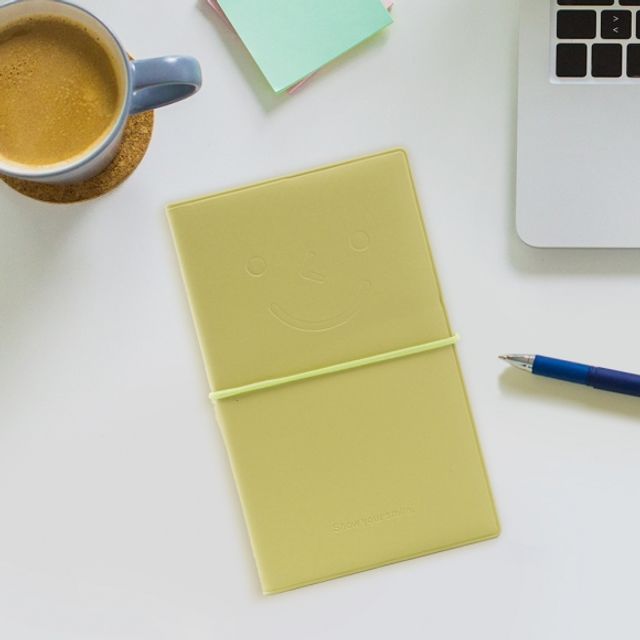 Smile leather cover notebook (yellow)_KROWNiB35401