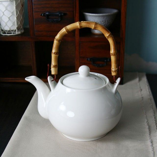White Porcelain Bamboo Ring Handle Porcelain Kettle S 600ml_KROWNiA06394