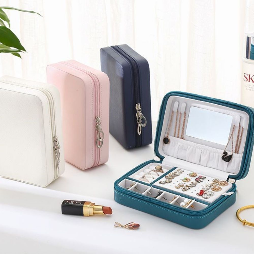 Leather Waterproof Accessory Storage Box Jewelry Jewelry Box White_KROWNbA16235