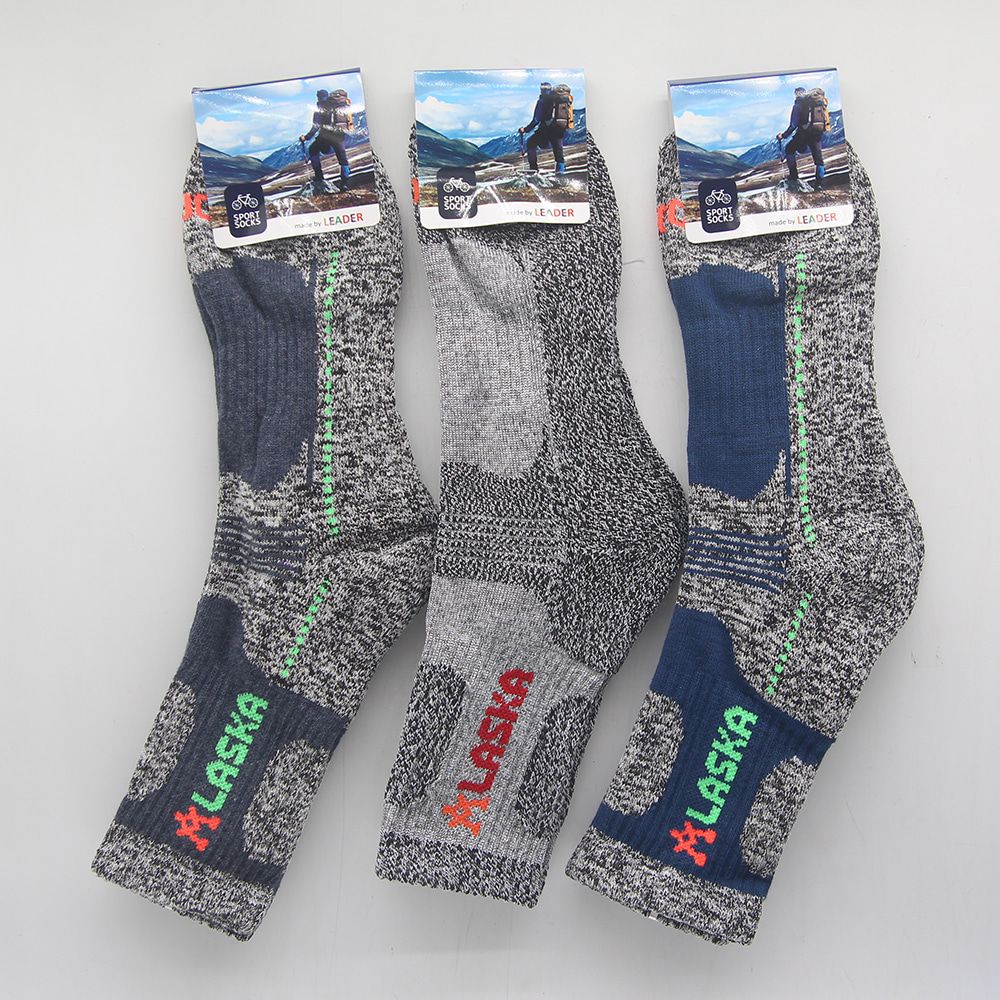 3 pairs of men’s leader hiking socks, random_KROWNbA19246